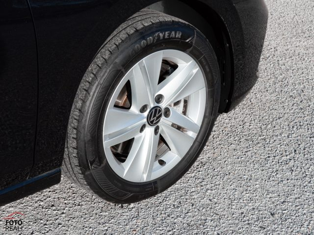 VOLKSWAGEN Golf usata, con Volante in pelle