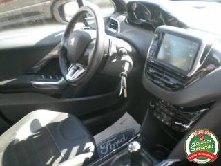 PEUGEOT 2008 usata, con Cruise Control