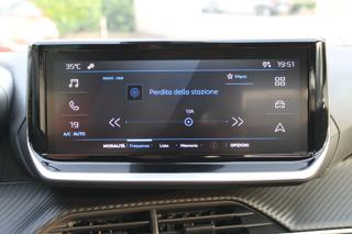 PEUGEOT 2008 usata, con USB
