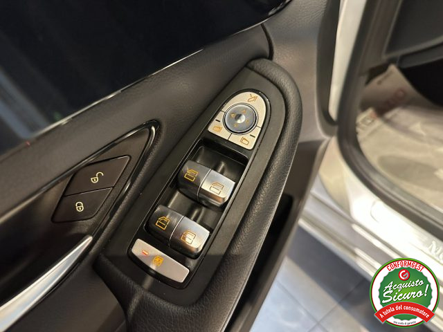 MERCEDES-BENZ C 180 usata, con Luci diurne LED