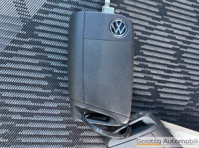 VOLKSWAGEN Taigo usata, con Autoradio digitale