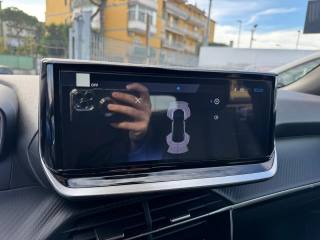 PEUGEOT 2008 usata, con Cruise Control