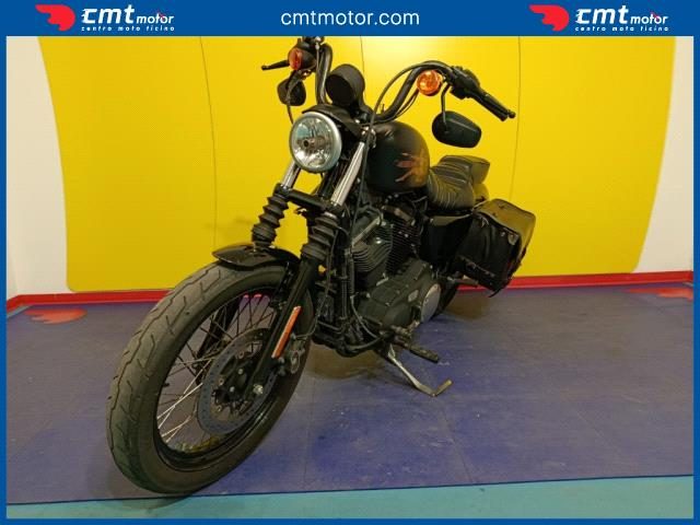 HARLEY-DAVIDSON 883 Iron usata 1