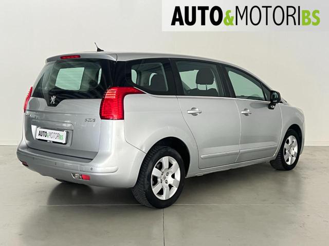 PEUGEOT 5008 usata, con Airbag Passeggero
