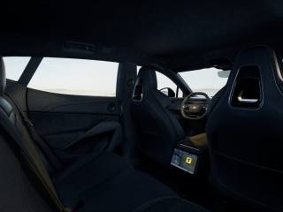 LOTUS Eletre usata, con Sistema di navigazione
