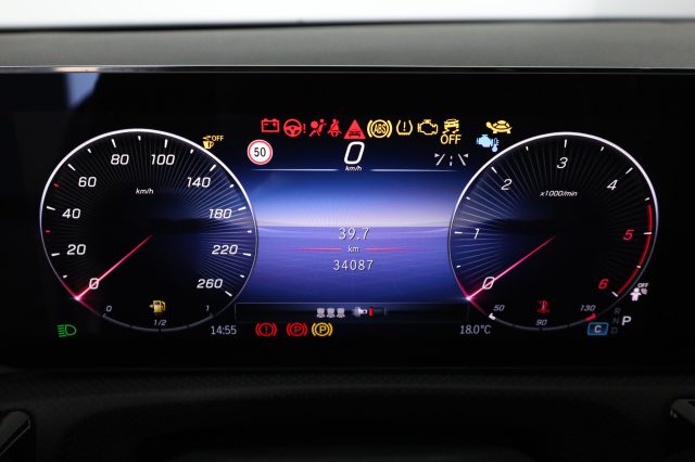 MERCEDES-BENZ A 180 usata 6