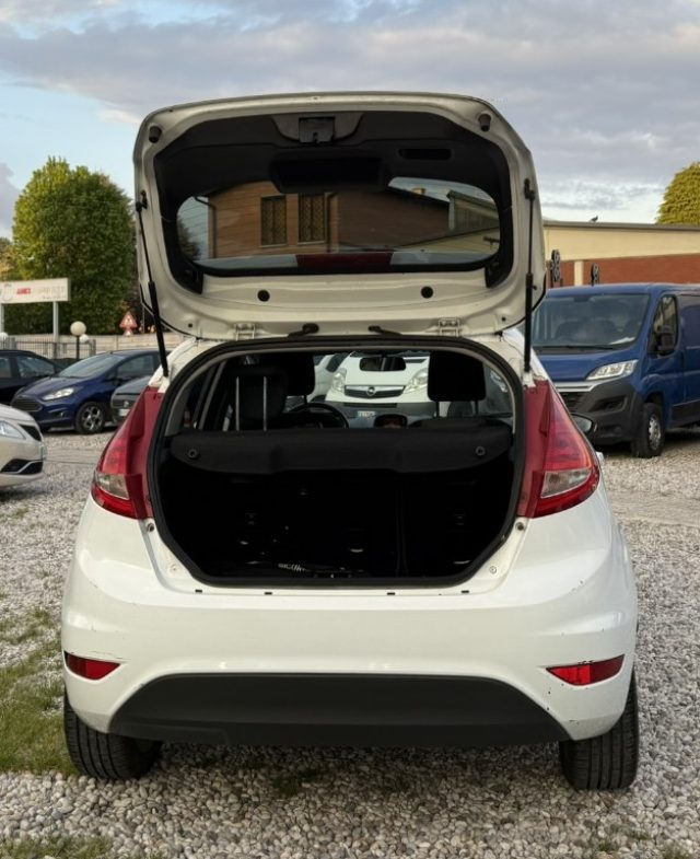 FORD Fiesta usata, con ESP
