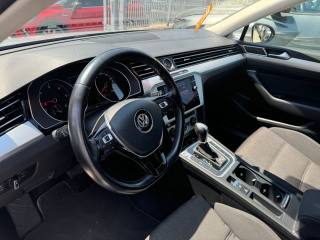 VOLKSWAGEN Passat Variant usata, con Cerchi in lega