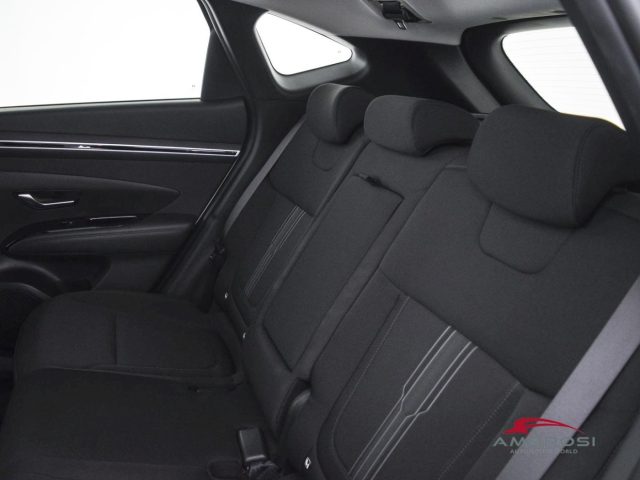 HYUNDAI Tucson usata 9