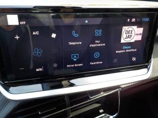 PEUGEOT 2008 usata, con Fari LED