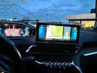 PEUGEOT 3008 usata, con USB