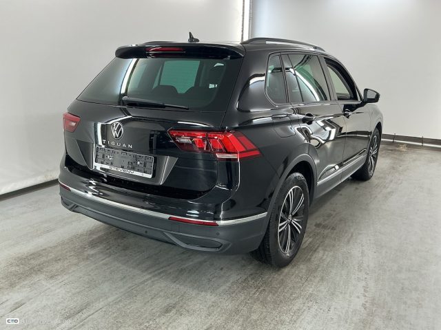 VOLKSWAGEN Tiguan usata, con Airbag Passeggero
