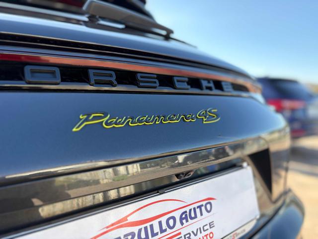 PORSCHE Panamera usata, con Volante in pelle