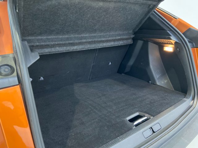 PEUGEOT 2008 usata, con ESP