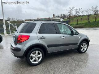 SUZUKI SX4 usata, con Autoradio