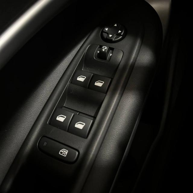 JEEP Avenger usata, con Bracciolo