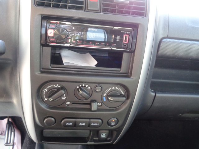 SUZUKI Jimny usata, con Chiusura centralizzata