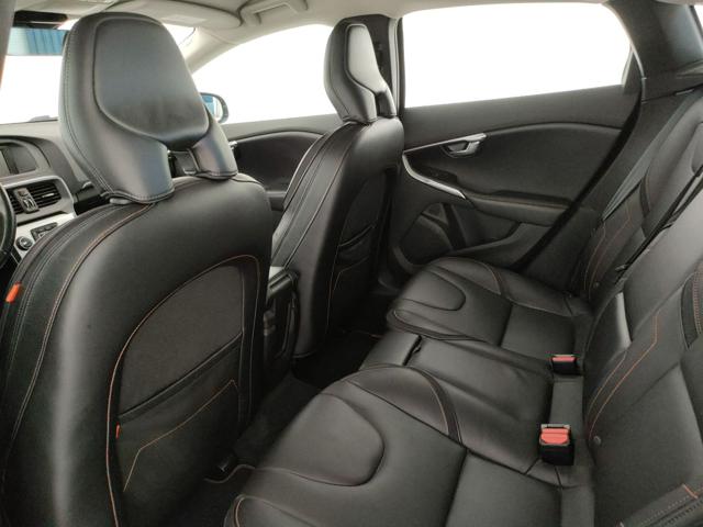 VOLVO V40 usata, con Sedile posteriore sdoppiato