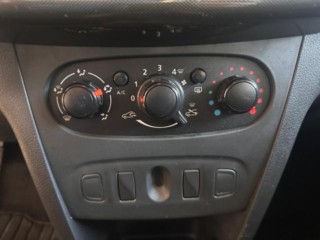 DACIA Sandero usata, con MP3