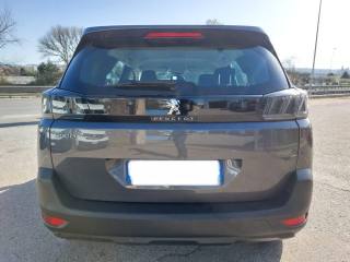 PEUGEOT 5008 usata, con Climatizzatore