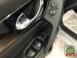 NISSAN Qashqai usata, con USB