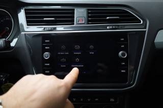 VOLKSWAGEN Tiguan usata, con Android Auto