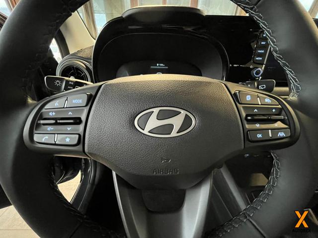 HYUNDAI i10 usata, con Specchietti laterali elettrici
