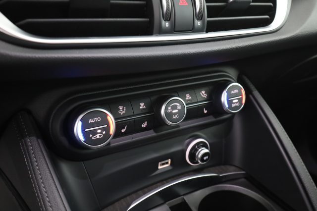 ALFA ROMEO Stelvio usata 11