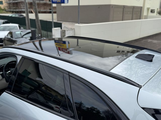 JAGUAR F-Pace usata, con Boardcomputer