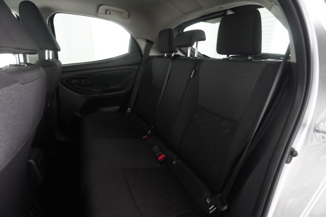 TOYOTA Yaris usata 3