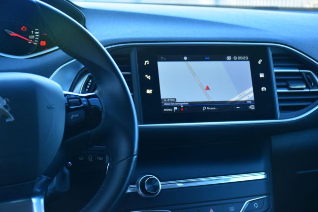 PEUGEOT 308 usata, con Cruise Control