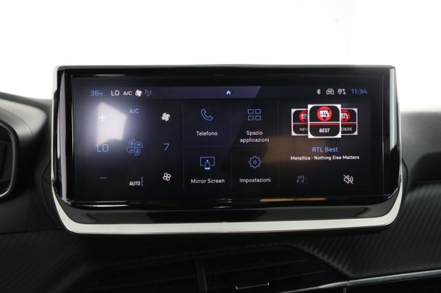 PEUGEOT 2008 usata 11