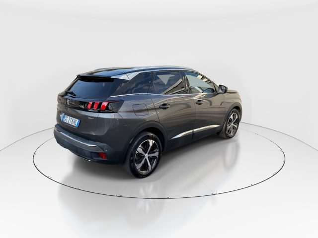 PEUGEOT 3008 usata, con Airbag