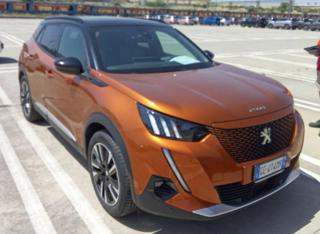 PEUGEOT 2008 usata, con Airbag laterali