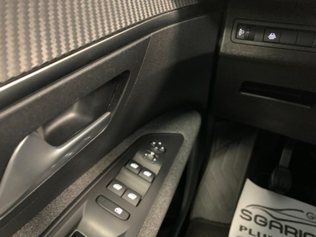 PEUGEOT 3008 usata, con Bluetooth