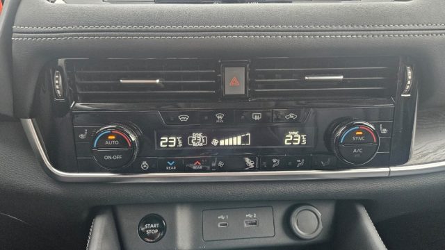 NISSAN X-Trail usata, con Tettuccio apribile