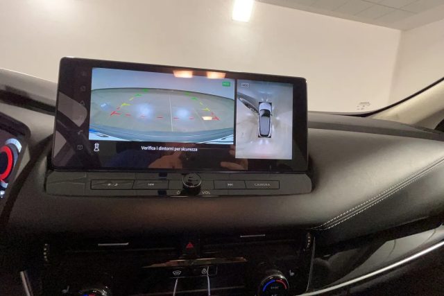 NISSAN Qashqai usata, con Autoradio