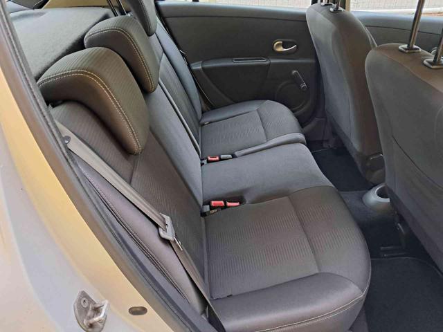 RENAULT Clio usata 16