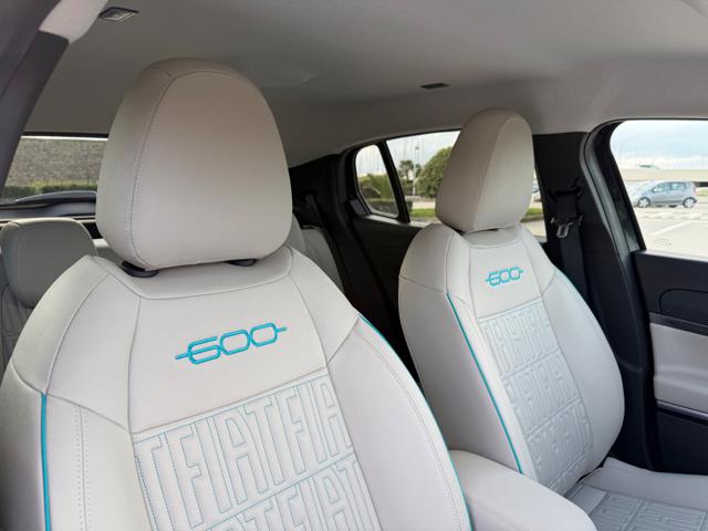 FIAT 600 usata, con Touch screen