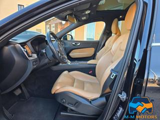 VOLVO XC60 usata 21