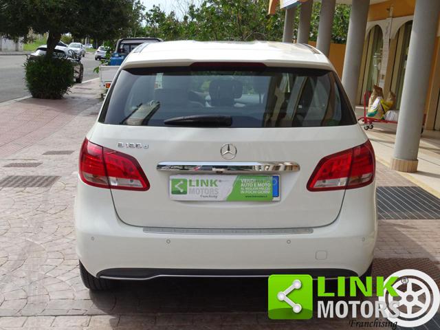 MERCEDES-BENZ B 180 usata, con Alzacristalli elettrici