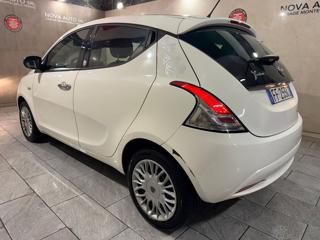 LANCIA Ypsilon usata, con Airbag