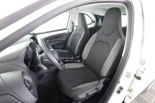 TOYOTA Aygo X usata 2
