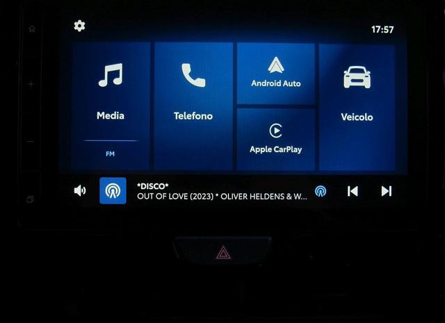 TOYOTA Yaris usata, con Luci diurne