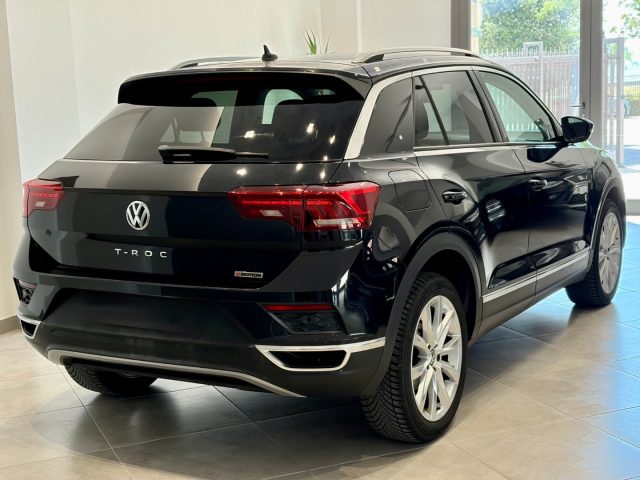 VOLKSWAGEN T-Roc usata, con Alzacristalli elettrici