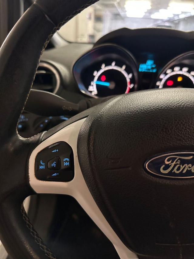 FORD Fiesta usata, con Controllo trazione