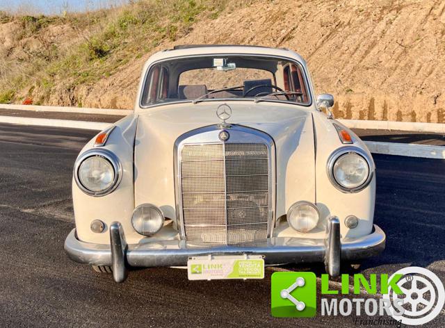 MERCEDES-BENZ 220 usata 1