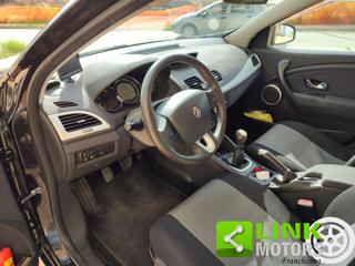 RENAULT Megane usata, con Specchietti laterali elettrici