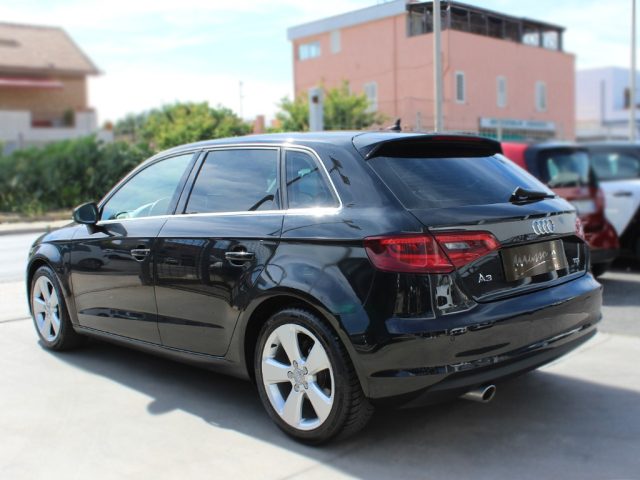 AUDI A3 usata, con Autoradio