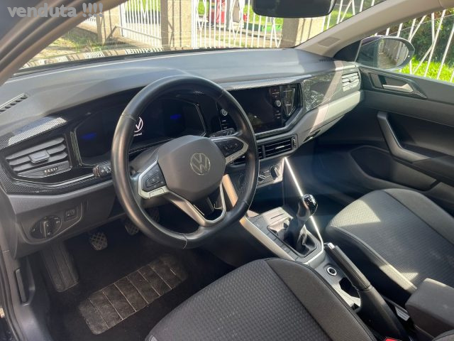 VOLKSWAGEN Taigo usata, con Autoradio